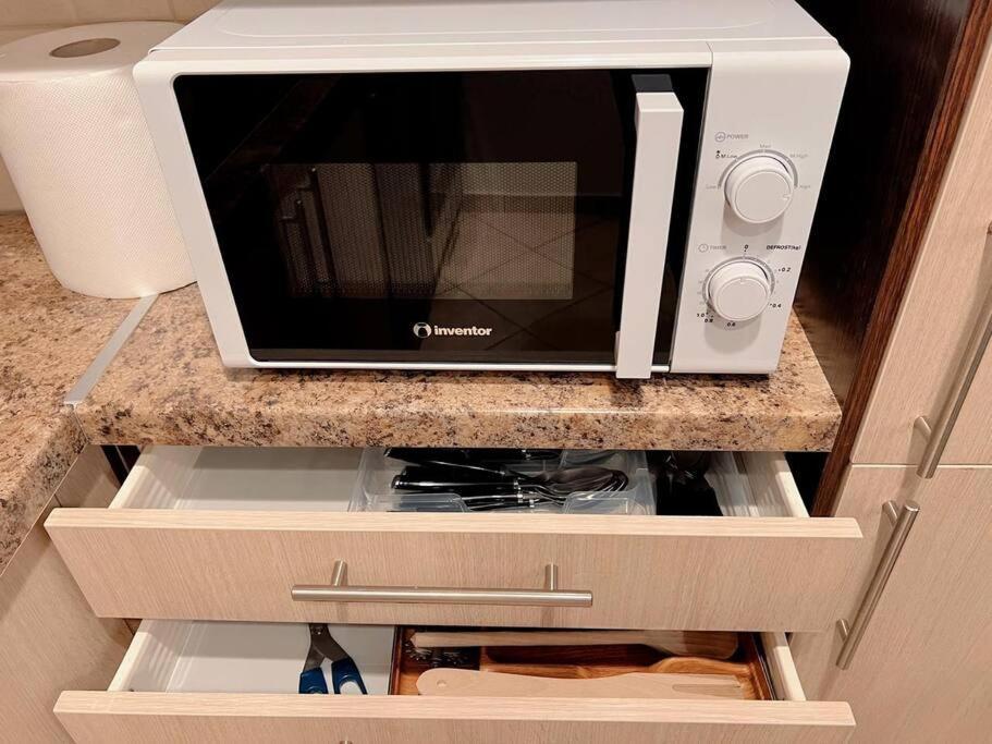 דירה Charming 2bedroom With Parking